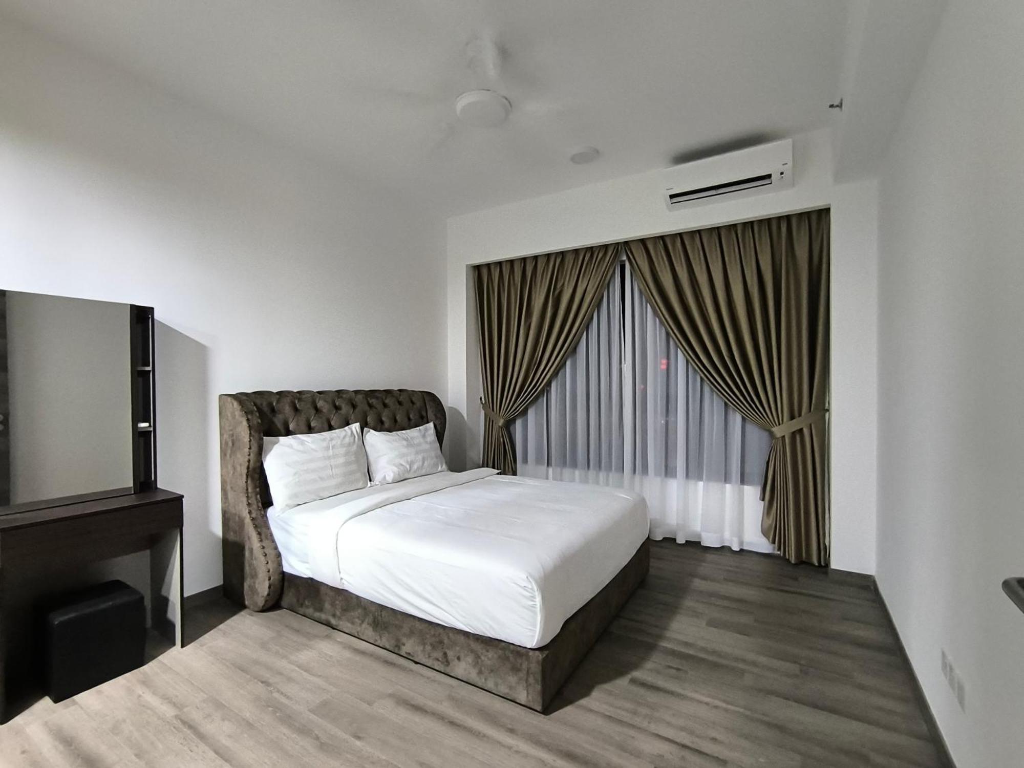 Agile Bukit Bintang Residences Trx Kl * Kuala Lumpur
