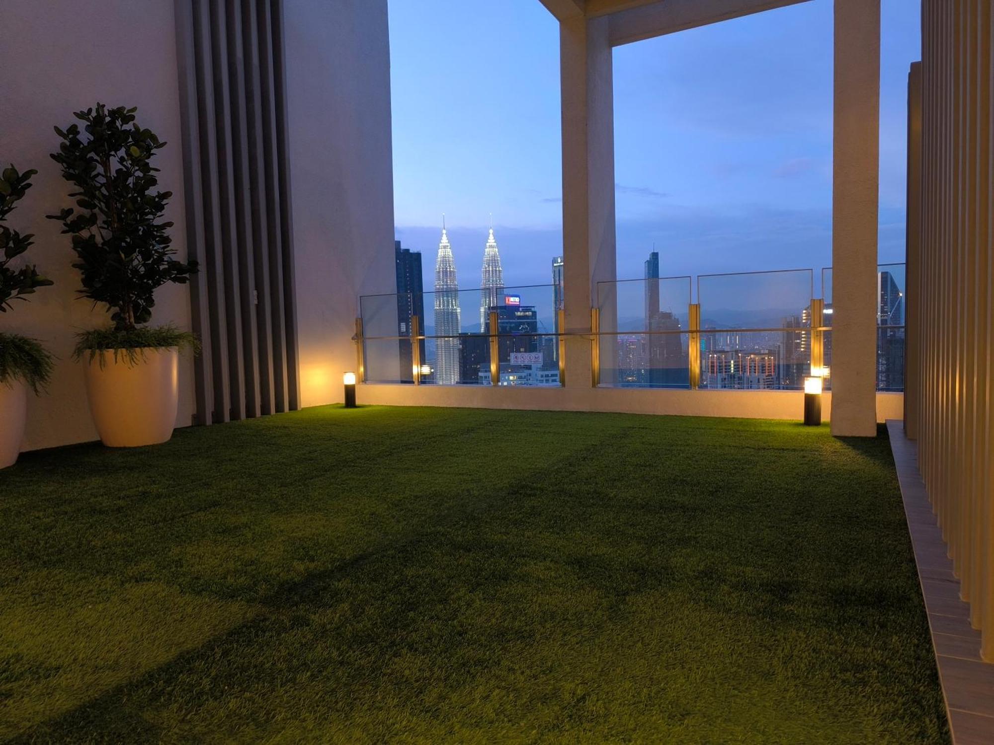 Agile Bukit Bintang Residences Trx Kl * Kuala Lumpur